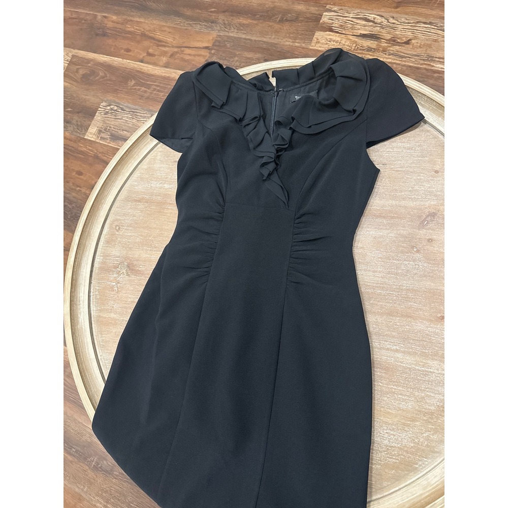 White House Black Market Black Ruffle V-Neck Sheath Dress Size 2 Cap Sleeve